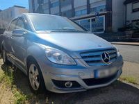 Gebraucht Mercedes B200 140 PS (102 kW) 2010 Van / Kleinbus