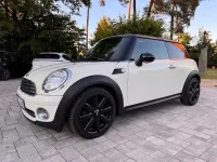 Gebraucht Mini Cooper Pepper 122 PS (89 kW) 2010 Beige Kleinwagen
