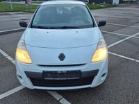 Gebraucht Renault Clio IV 75 PS (55 kW) 2012 Weiß Limousine