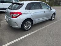 Gebraucht Citroën C4 Tendance 120 PS (88 kW) 2012 Silber Limousine