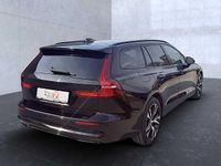 Gebraucht Volvo V60 145 PS (106 kW) 2024 Kombi