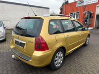 Gebraucht Peugeot 307 Filou 109 PS (80 kW) 2005 Gold Kombi