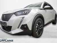 Gebraucht Peugeot e-2008 Allure 100 kW (136 PS) 2023 Weiss SUV