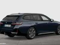 Neu BMW 530e M Sport 190 PS (139 kW) 2026 Schwarz Kombi