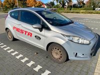 Gebraucht Ford Fiesta 75 PS (55 kW) 2013 Kleinwagen
