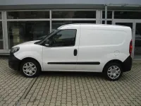 Gebraucht Fiat Doblò 95 PS (69 kW) 2021 Weiß Van / Kleinbus