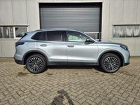 Neu VW Tiguan Design 204 PS (150 kW) 2026 Oyster silver metallic oyster silver metallic SUV