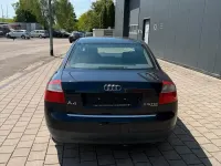 Gebraucht Audi A4 Comfort 179 PS (131 kW) 2001 Blau Limousine