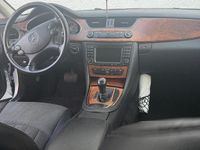 Gebraucht Mercedes CLS320 224 PS (164 kW) 2006 Silber Coupé