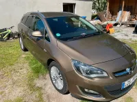 Gebraucht Opel Astra 165 PS (121 kW) 2013 Gold Kombi