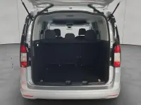 Neu Ford Tourneo Connect Titanium 122 PS (89 kW) 2025 Silber Van / Kleinbus