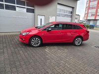 Gebraucht Opel Astra Innovation 110 PS (80 kW) 2019 Rot Kombi