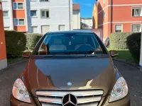 Gebraucht Mercedes B200 193 PS (141 kW) 2009 Beige Van / Kleinbus