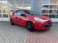 Gebraucht Renault Clio II 75 PS (55 kW) 2011 Rot Limousine