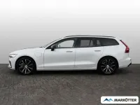 Gebraucht Volvo V60 Plus 349 PS (256 kW) 2025 Weiss Kombi
