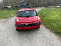 Gebraucht Renault Mégane 113 PS (83 kW) 2005 Rot Kleinwagen