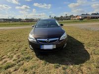 Second-hand Opel Astra 140 CP (102 kW) 2012 Negru Break