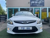 Gebraucht Hyundai i30 109 PS (80 kW) 2012 Weiß Limousine
