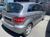 Gebraucht Mercedes B170 116 PS (85 kW) 2005 Silber Van / Kleinbus