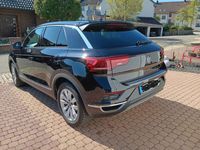 gebraucht VW T-Roc 1.5 TSI ACT OPF DSG Sport mit AHK