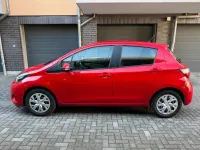 Gebraucht Toyota Yaris 69 PS (50 kW) 2018 Rot Kleinwagen