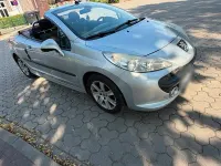 Gebraucht Peugeot 207 CC 120 PS (88 kW) 2008 Silber Cabrio