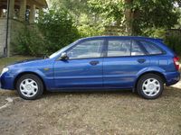 Gebraucht Mazda 323F Sporty 72 PS (52 kW) 2001 Blau metallic Kleinwagen
