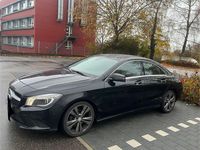 Gebraucht Mercedes CLA180 122 PS (89 kW) 2015 Schwarz Limousine