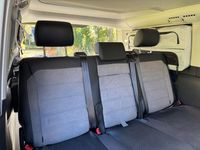 Gebraucht VW California Beach 150 PS (110 kW) 2024 Grau Van