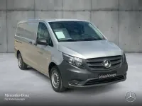 Gebraucht Mercedes Vito 136 PS (100 kW) 2023 Silber Van