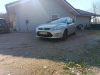 Gebraucht Ford Mondeo 163 PS (119 kW) 2011 Silber Kombi