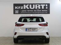 Gebraucht Kia Ceed 120 PS (88 kW) 2023 Weiß Kleinwagen