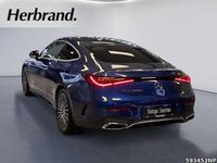 Gebraucht Mercedes CLE300 AMG 313 PS (230 kW) 2024 Metalliclack spektralblau Coupé