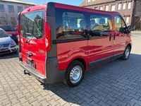 Gebraucht Renault Trafic 114 PS (83 kW) 2008 Rot Van / Kleinbus