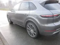 Gebraucht Porsche Cayenne 441 PS (324 kW) 2020 Grau SUV