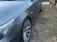 Gebraucht BMW 525 Advantage 177 PS (130 kW) 2007 Grau Kombi