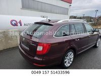 Gebraucht Skoda Superb Ambition 105 PS (77 kW) 2011 Rot Kombi