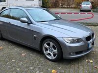 Gebraucht BMW 320 170 PS (125 kW) 2010 Grau Coupé