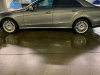 Gebraucht Mercedes E220 170 PS (125 kW) 2012 Silber Limousine