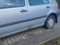 Gebraucht VW Golf III 75 PS (55 kW) 1994 Silber Kleinwagen