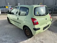 Usado Renault Twingo Expression 58 HP (42 kW) 2008 Verde Citadino