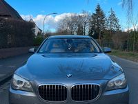 Gebraucht BMW 740 306 PS (225 kW) 2012 Grau Limousine