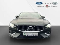 Gebraucht Volvo V60 Inscription 197 PS (144 kW) 2021 Grau (pine grey) Kombi