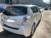 Gebraucht Toyota Verso 124 PS (91 kW) 2014 Weiß Van / Kleinbus