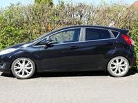 Gebraucht Ford Fiesta Titanium 101 PS (74 kW) 2015 Schwarz Limousine