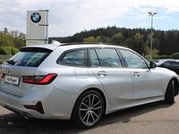 gebraucht BMW 320 d T. Sport LivePro DrivAssPro HiFi ad.M Fahrw.