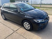 Gebraucht VW Polo Life 95 PS (69 kW) 2022 Schwarz Kleinwagen