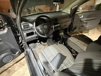 Gebraucht VW Fox 54 PS (39 kW) 2008 Schwarz Kleinwagen