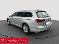 Gebraucht VW Passat Business 150 PS (110 kW) 2023 Silber Kombi