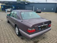 gebraucht Mercedes E200 W124Automatik.1 Hand